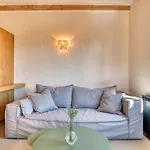 Hestia - Full Estate Landhuis Kostos