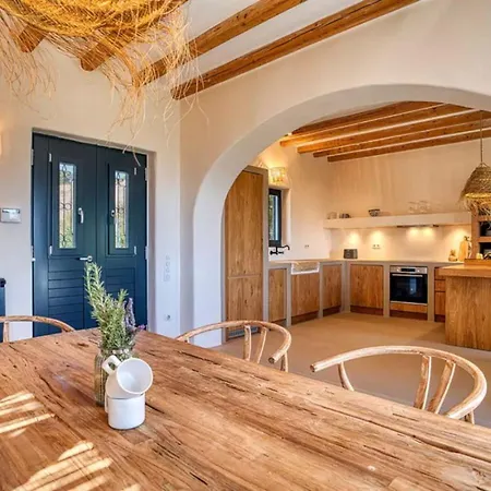 Landhuis Hestia - Full Estate
