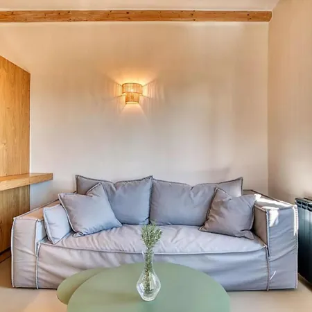 Hestia - Full Estate Landhuis Kostos