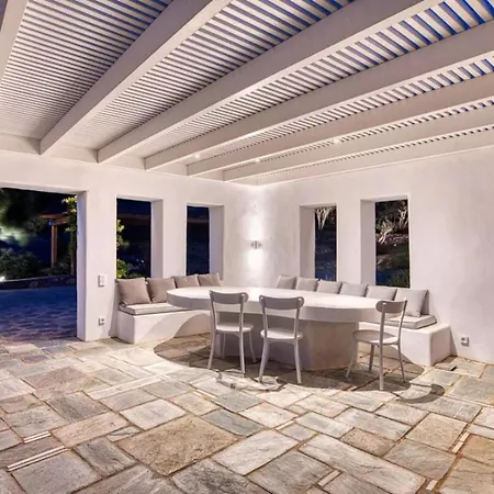 Hestia - Full Estate منزل ريفي