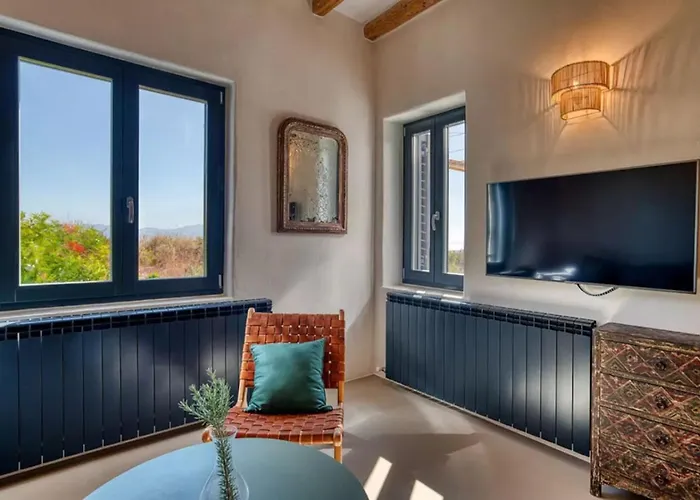 Hestia - Full Estate *